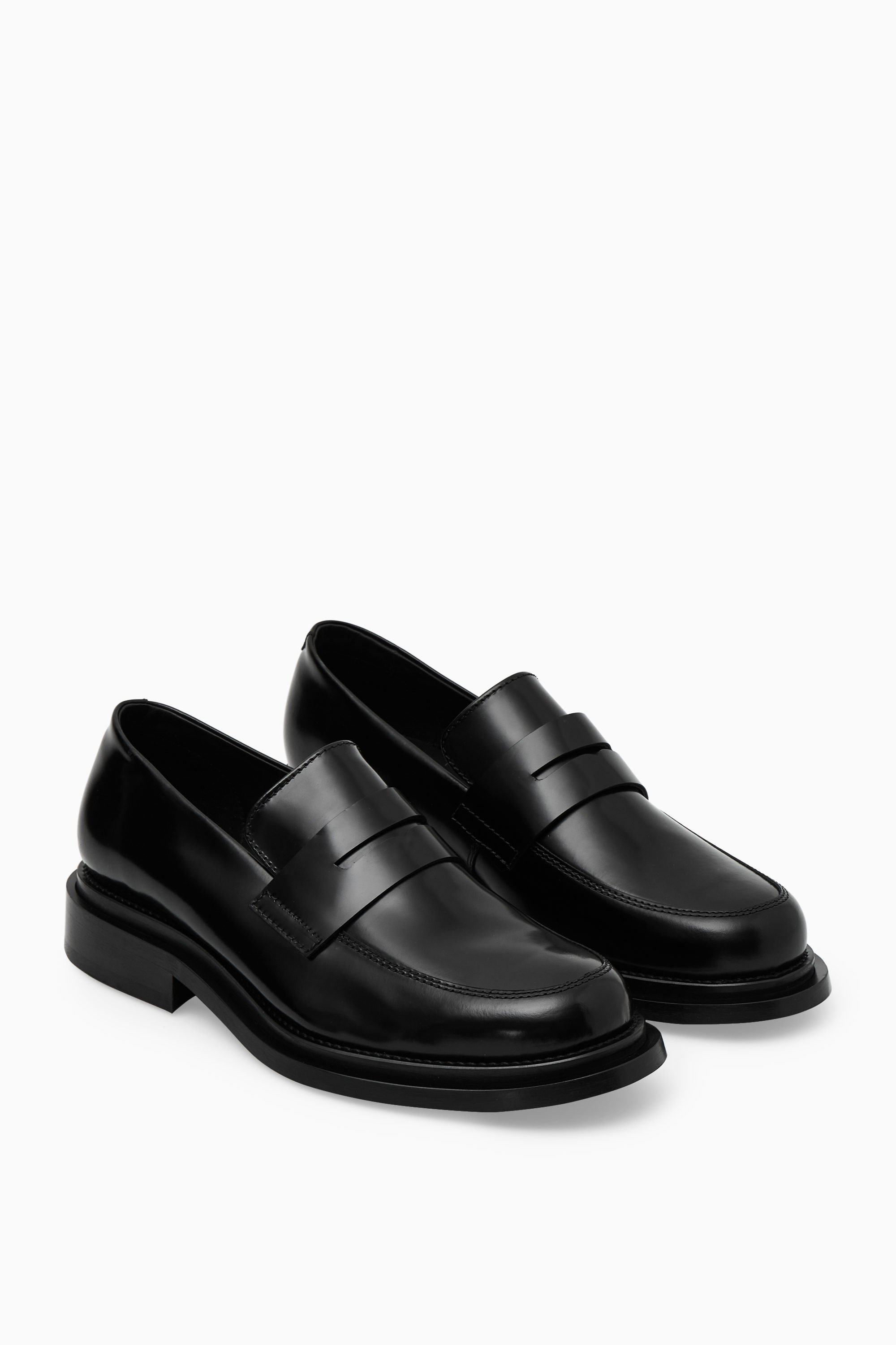 Shop THE CHUNKY LEATHER LOAFERS online | COS Kuwait